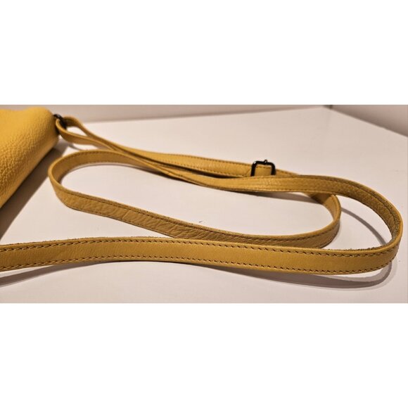 Sticks And Stones Pebbled Yellow Leather Crossbody Purse Rio In Sunflower - Picture 15 of 16
